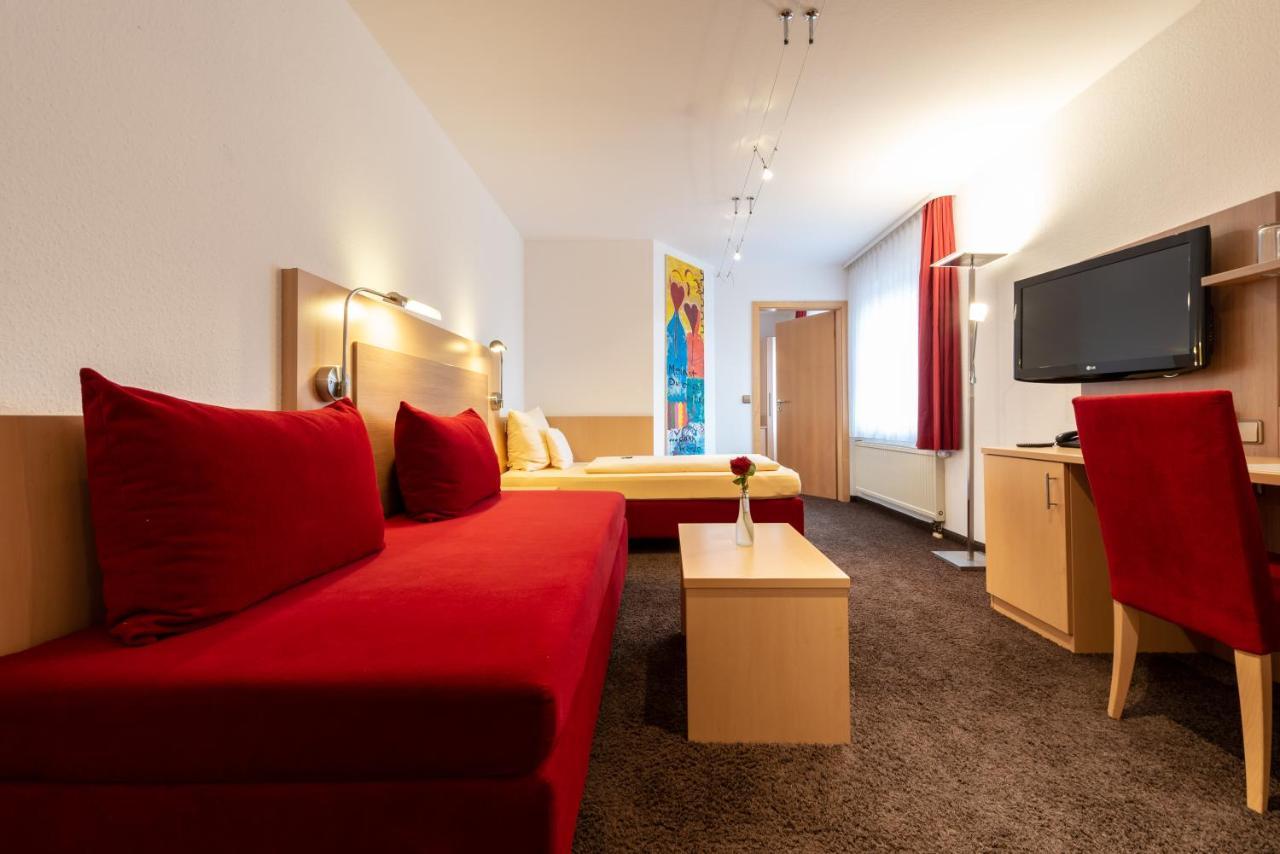 Gasthaus Hotel Zum Mohren Niederstotzingen Esterno foto